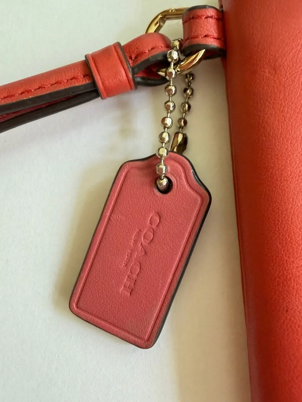 Coach  orange Leather Wristlet Card Case